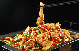 供應鏈混亂，新增餐企下跌52%，牛蛙品類遇困