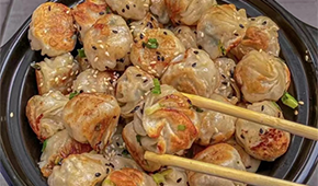 “瘦身”后成網(wǎng)紅，小小拇指生煎爆發(fā)大能量