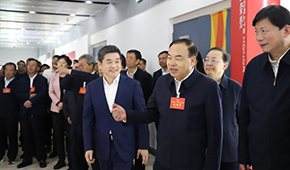 十三省（區(qū)）政協(xié)“扛穩(wěn)糧食安全責任”考察組蒞臨新鄉(xiāng)千味央廚調(diào)研